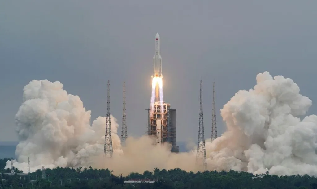 The Long March-5B Y2 rocket, carrying the core module of China's space station Tianhe, takes off from Wenchang Space Launch Center in Hainan province, China April 29, 2021. China Daily via REUTERS  ATTENTION EDITORS - THIS IMAGE WAS PROVIDED BY A THIRD PARTY. CHINA OUT.