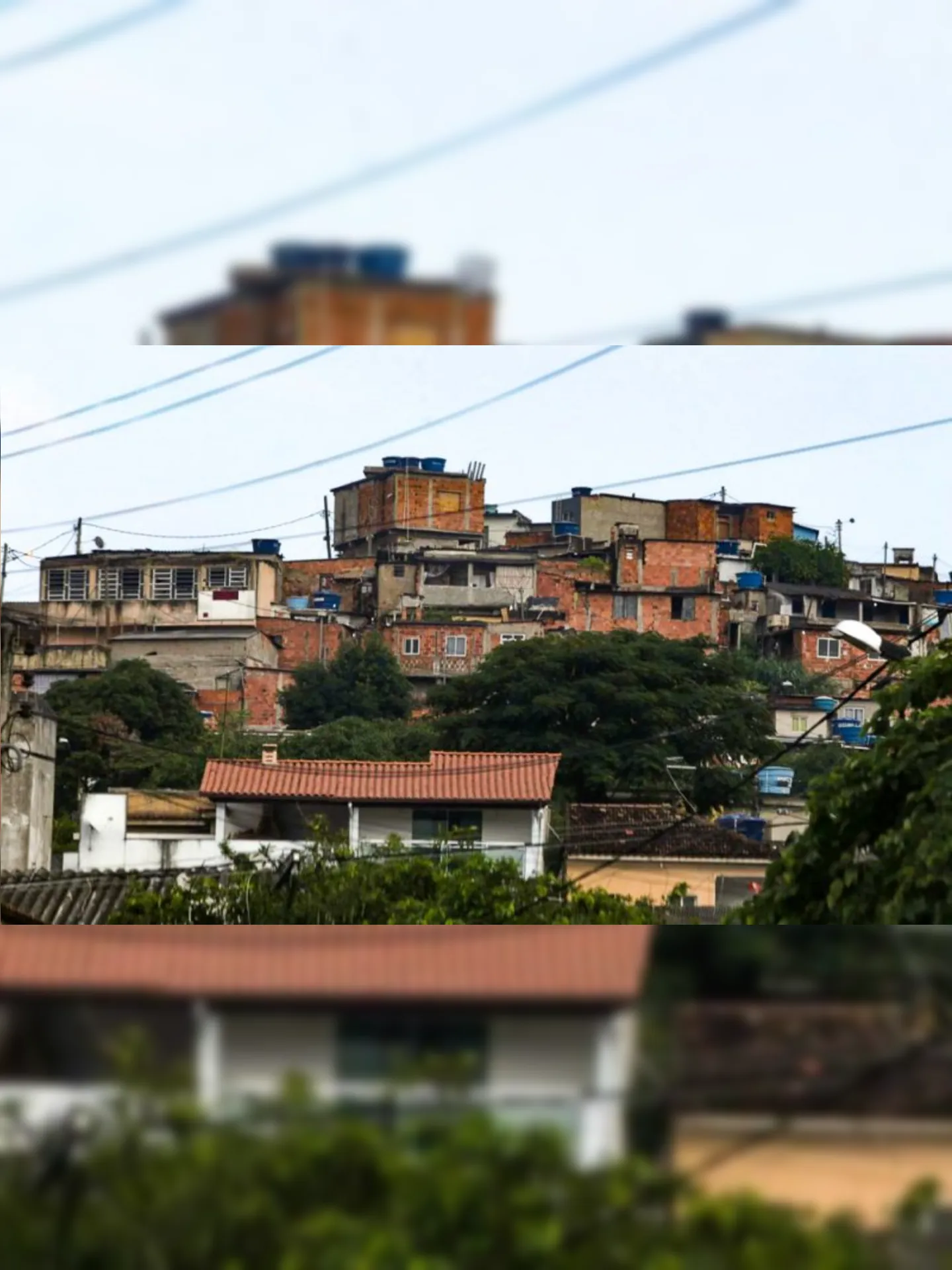 Imagem ilustrativa da imagem Tráfico leva prejuízo após operação em Niterói