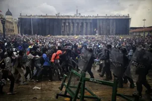 Imagem ilustrativa da imagem Número de mortos em protestos na Colômbia aumenta