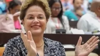 Imagem ilustrativa da imagem Ex-presidente Dilma Rousseff é internada em Porto Alegre