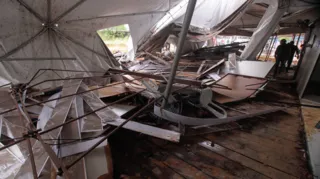 Imagem ilustrativa da imagem Vídeo: destruição em centro de triagem para imigrantes de Manaus