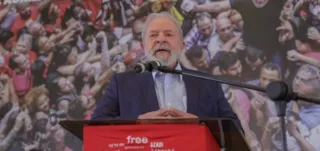 Imagem ilustrativa da imagem 'Não hesitarei', dispara Lula sobre eleições de 2022