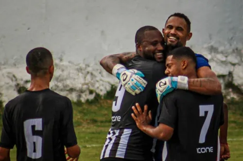 Imagem ilustrativa da imagem Com gol do goleiro Bruno, Atlético Carioca goleia na estreia pela Série C