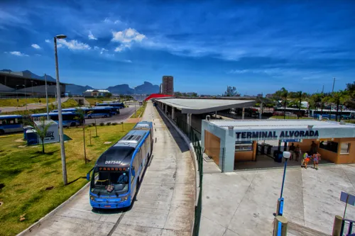 Imagem ilustrativa da imagem Terminal da Zona Oeste do Rio vai ganhar nome do arquiteto Jaime Lerner