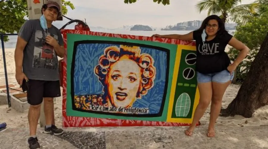 Imagem ilustrativa da imagem Rosto de 'Dona Hermínia' é pintado em painel de Icaraí, Niterói