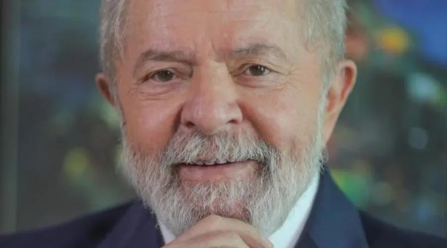 Imagem ilustrativa da imagem Justiça Federal arquiva caso do tríplex envolvendo Lula