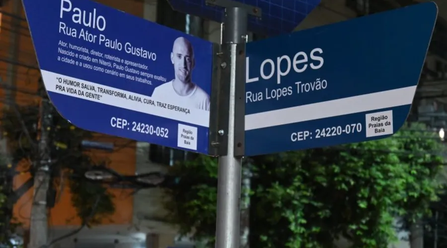Imagem ilustrativa da imagem Niterói instala placas da Rua Ator Paulo Gustavo, em Icaraí