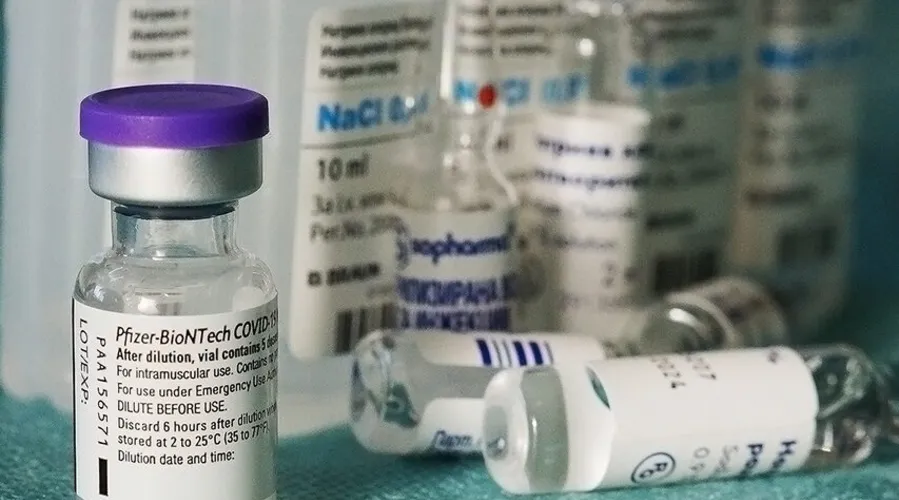 Imagem ilustrativa da imagem Brasil recebe mais de 1 milhão de vacinas da Pfizer