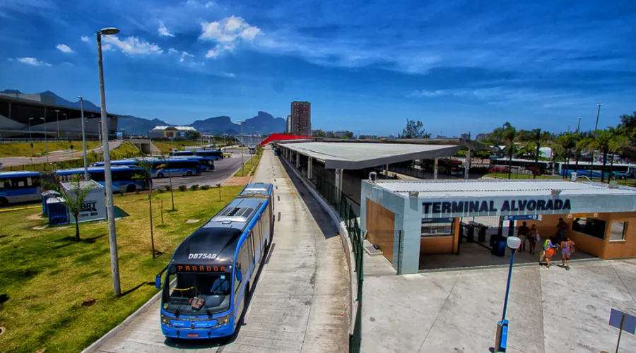 Imagem ilustrativa da imagem Terminal da Zona Oeste do Rio vai ganhar nome do arquiteto Jaime Lerner