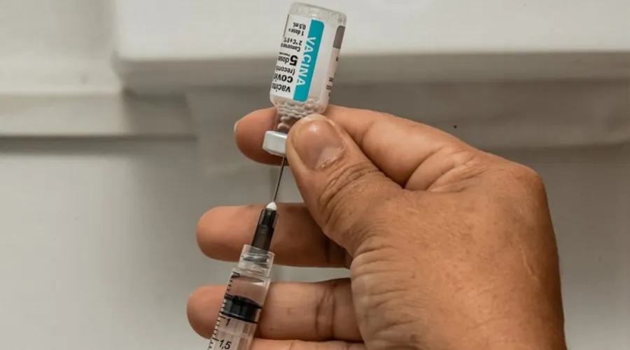 Imagem ilustrativa da imagem Itaboraí inicia imunização da terceira dose a maiores de 18 anos nesta segunda