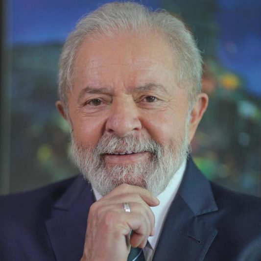 Justiça Federal arquiva caso do tríplex envolvendo Lula