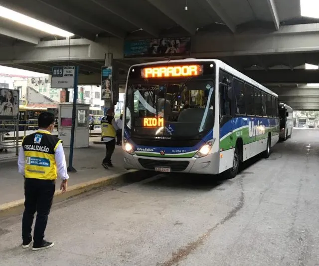 Imagem ilustrativa da imagem Estado do Rio teve mais de 100 ônibus multados no mês de maio