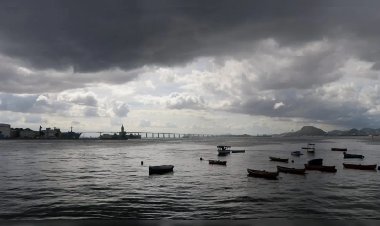 Imagem ilustrativa da imagem Tempo nublado e com chuva a partir de sexta em Niterói