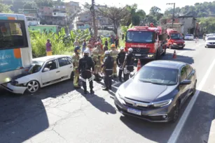 Imagem ilustrativa da imagem Acidente deixa feridos e interdita faixa da RJ-104 em Maria Paula