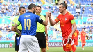 Imagem ilustrativa da imagem Eurocopa: Itália garante ponta do Grupo A e 'classifica' adversário junto
