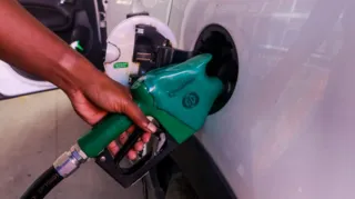 Imagem ilustrativa da imagem Gasolina, diesel e gás de cozinha mais caros a partir desta terça