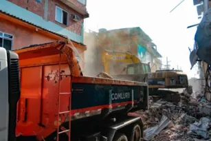 Imagem ilustrativa da imagem Mais de 300 toneladas de entulho foram recolhidas em Rio das Pedras