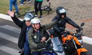 Imagem ilustrativa da imagem Bolsonaro participa de ato com motociclistas em Chapecó