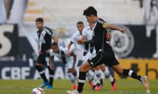 Imagem ilustrativa da imagem Vasco e Ponte Preta empatam em 1 a 1 pela Série B do Campeonato Brasileiro