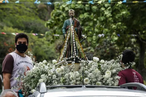 Imagem ilustrativa da imagem Dia de São Pedro com carreata em Niterói