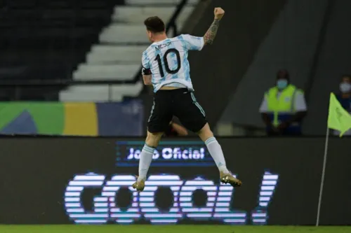 Imagem ilustrativa da imagem Messi in Rio: craque brilha mas não evita tropeço argentino na Copa América