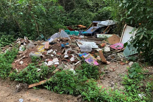 Imagem ilustrativa da imagem Moradores de Pendotiba em Niterói se unem contra poluição em ação social