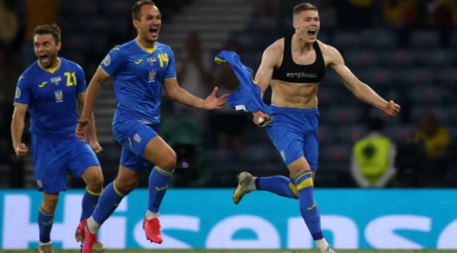 Imagem ilustrativa da imagem Eurocopa: Ucrânia elimina Suécia e será grande azarão das quartas de final