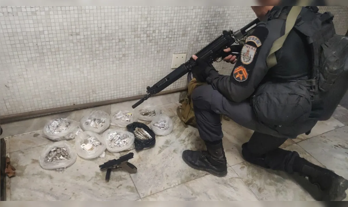 Imagem ilustrativa da imagem Morto após trocar tiros com a PM no Largo da Batalha, em Niterói