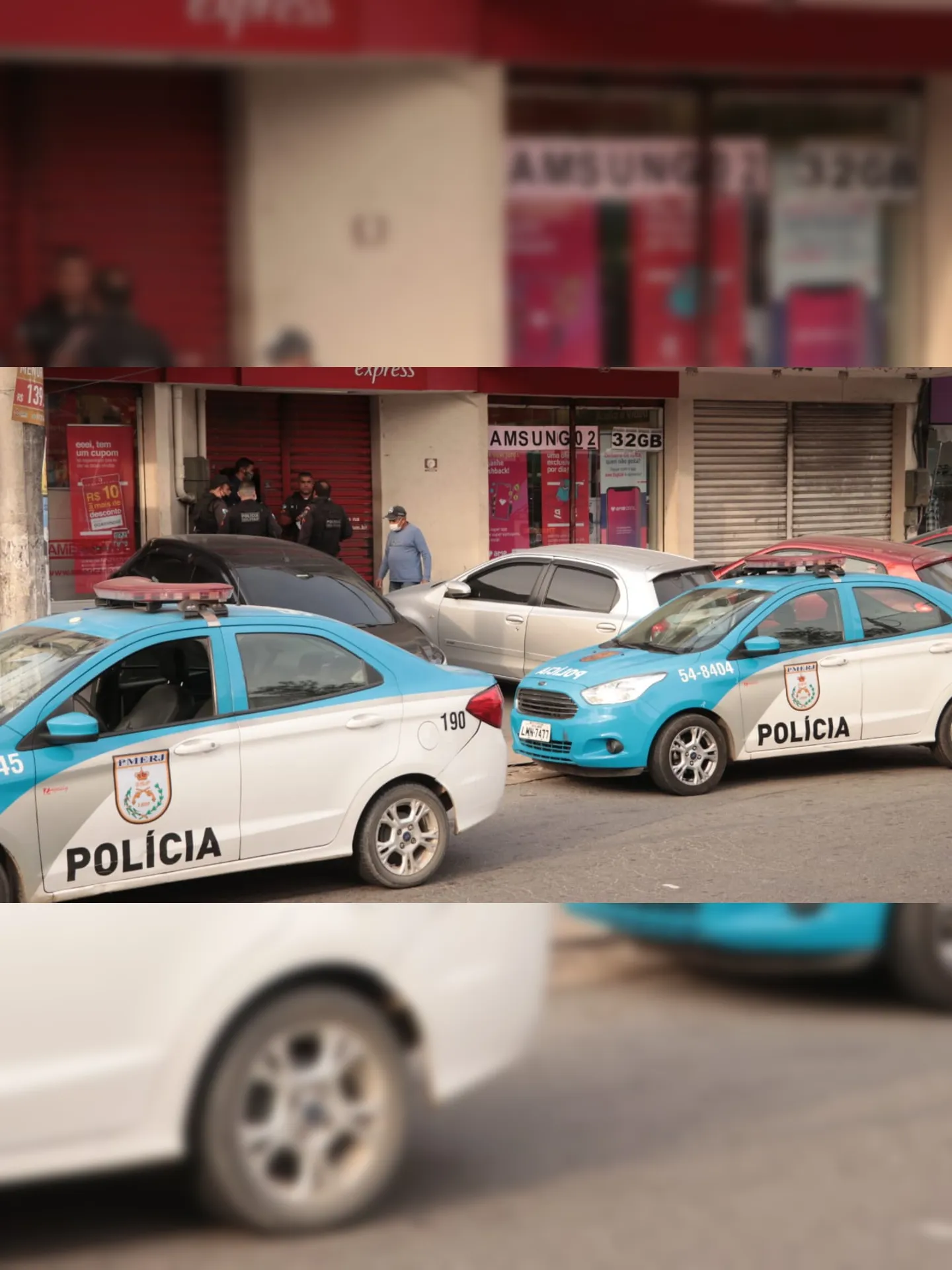 Imagem ilustrativa da imagem Policial é baleado na cabeça durante assalto em loja de São Gonçalo