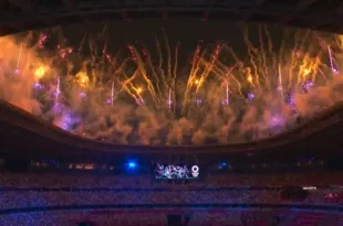 Imagem ilustrativa da imagem Emoção e isolamento marcam cerimônia de abertura das Olimpíadas de Tóquio