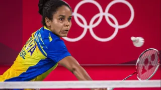 Imagem ilustrativa da imagem Niteroiense estreia com derrota no badminton dos Jogos Olímpicos
