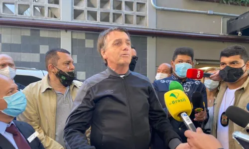 Imagem ilustrativa da imagem Após alta, Bolsonaro diz que se reúne com ministro da Saúde