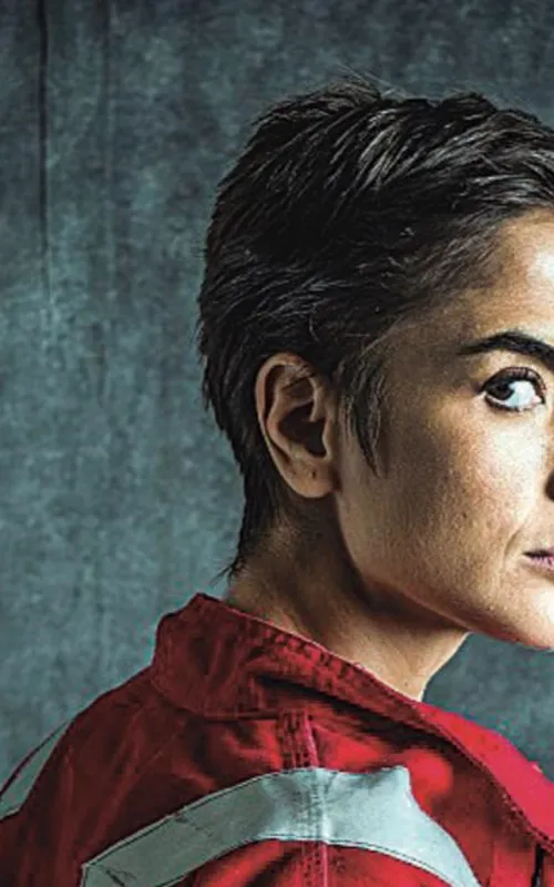 Imagem ilustrativa da imagem Maria Casadevall é a protagonista da série 'Ilha de Ferro'