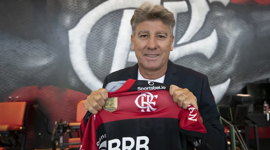 Imagem ilustrativa da imagem "Treinar o Flamengo é como treinar a Seleção", afirma Renato Gaúcho