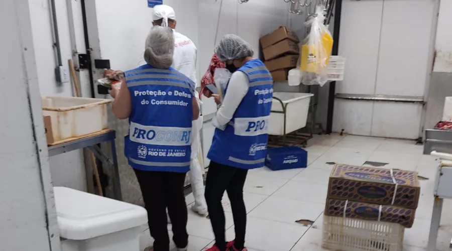 Imagem ilustrativa da imagem Procon encontra irregularidade em supermercado de Niterói