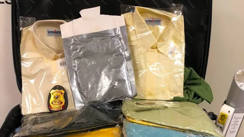Imagem ilustrativa da imagem Estilo drogas: Preso em aeroporto do Rio com 15kg de cocaína