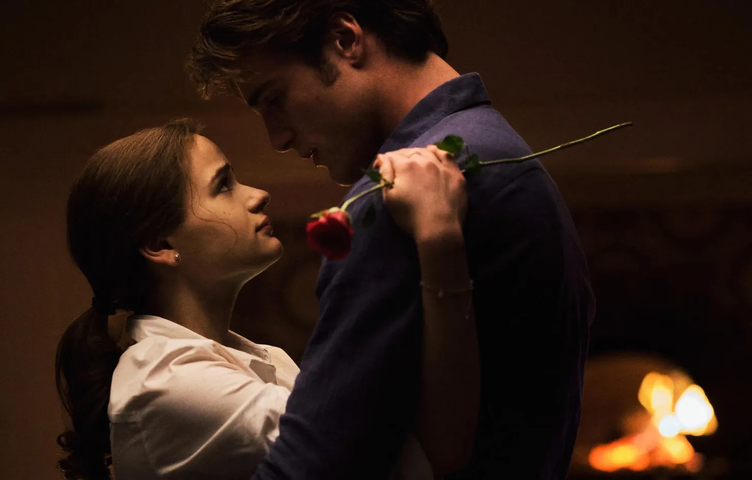THE KISSING BOOTH 3 (2021) Joey King as Elle and Jacob Elordi as Noah.  Cr: Marcos Cruz/NETFLIX