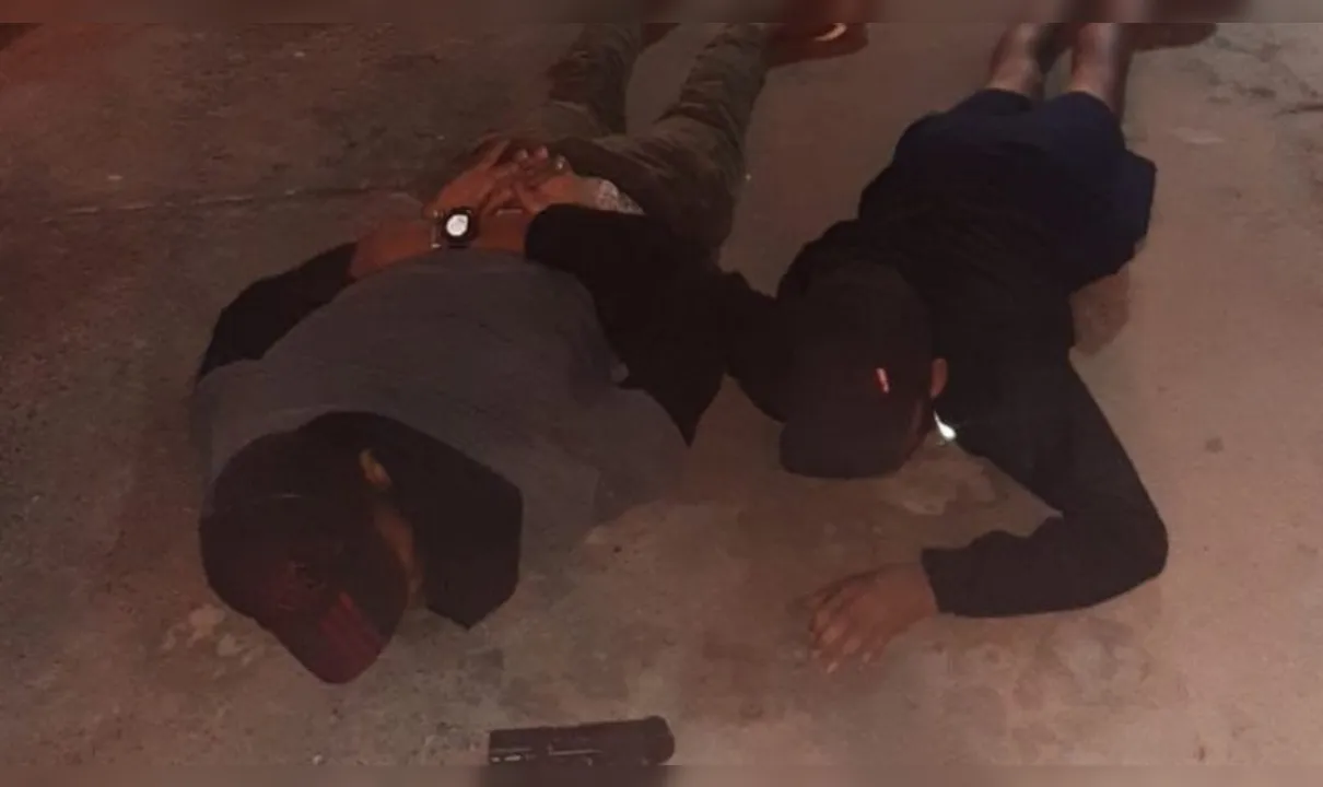 Imagem ilustrativa da imagem Dupla é presa acusada de assaltos em Itaboraí