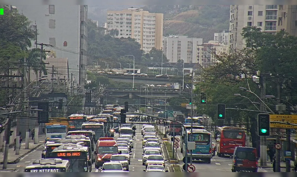 Imagem ilustrativa da imagem Manhã de trânsito lento nas principais vias de Niterói e São Gonçalo
