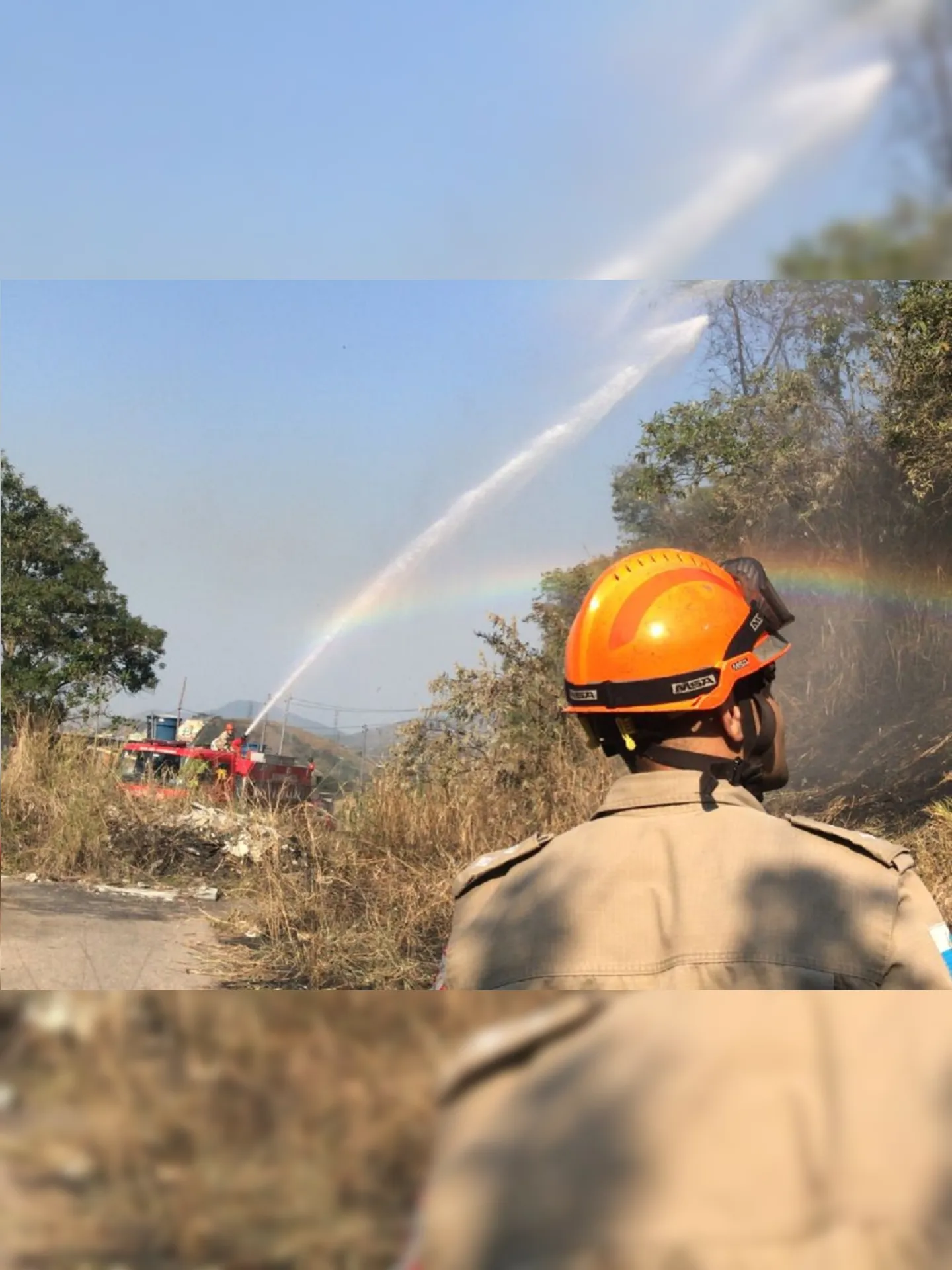 Imagem ilustrativa da imagem Área de Proteção Ambiental tem terceiro dia de incêndios em SG