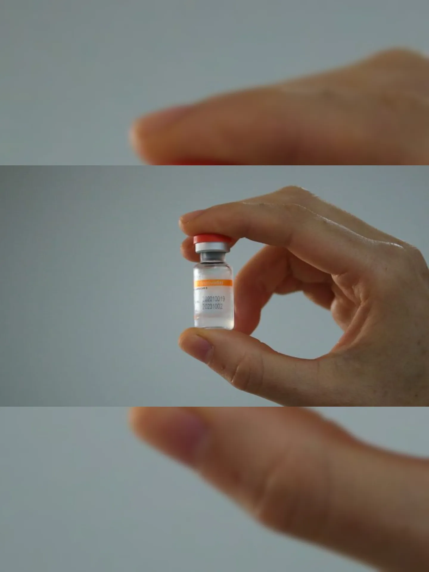 Imagem ilustrativa da imagem Covid-19: Brasil pode ter vacina em forma de spray nasal em 2022