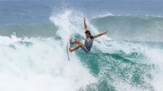 Imagem ilustrativa da imagem Nova geração: Gabriel Medina e Ítalo Ferreira caem para brasileiros novatos