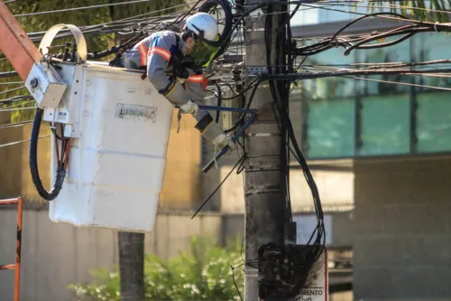 Imagem ilustrativa da imagem São Gonçalo lidera índice de furto de energia na área de concessão da Enel