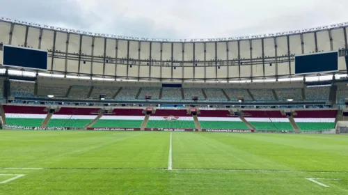 Imagem ilustrativa da imagem Fluminense e Bahia se enfrentam na luta contra a degola no Brasileirão