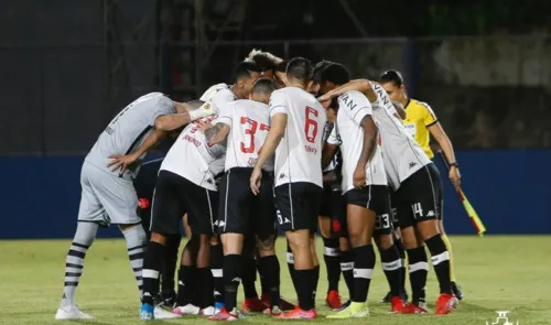 Imagem ilustrativa da imagem Vasco enfrenta Coritiba em clima de final de campeonato na Série B