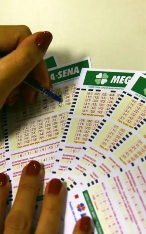 Imagem ilustrativa da imagem Mega-Sena sorteia prêmio de R$ 2,5 milhões nesta quinta