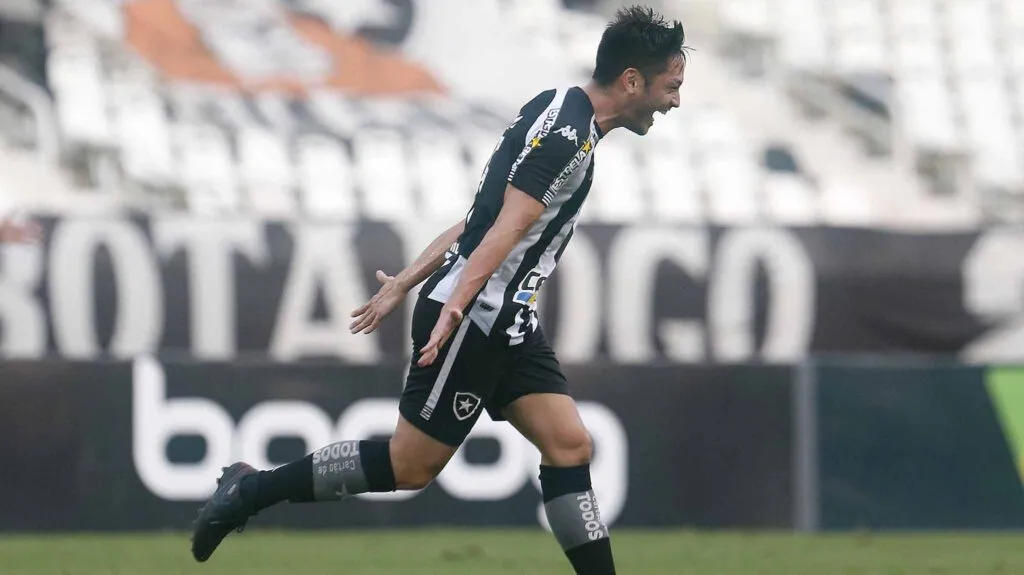 Imagem ilustrativa da imagem Jogador do Botafogo tem sondagens da Série A, mas clube tem prioridade