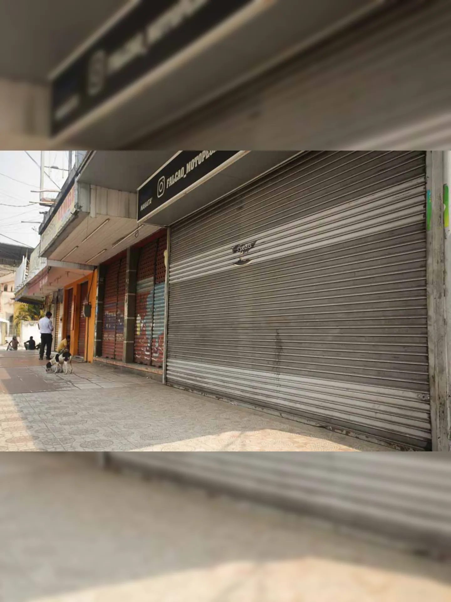 Imagem ilustrativa da imagem Tráfico decreta luto e comércios fecham as portas em SG