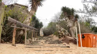 Imagem ilustrativa da imagem Praias em Niterói continuam sem acessibilidade