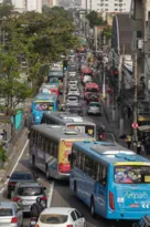 Imagem ilustrativa da imagem Manhã de trânsito lento em Niterói e São Gonçalo